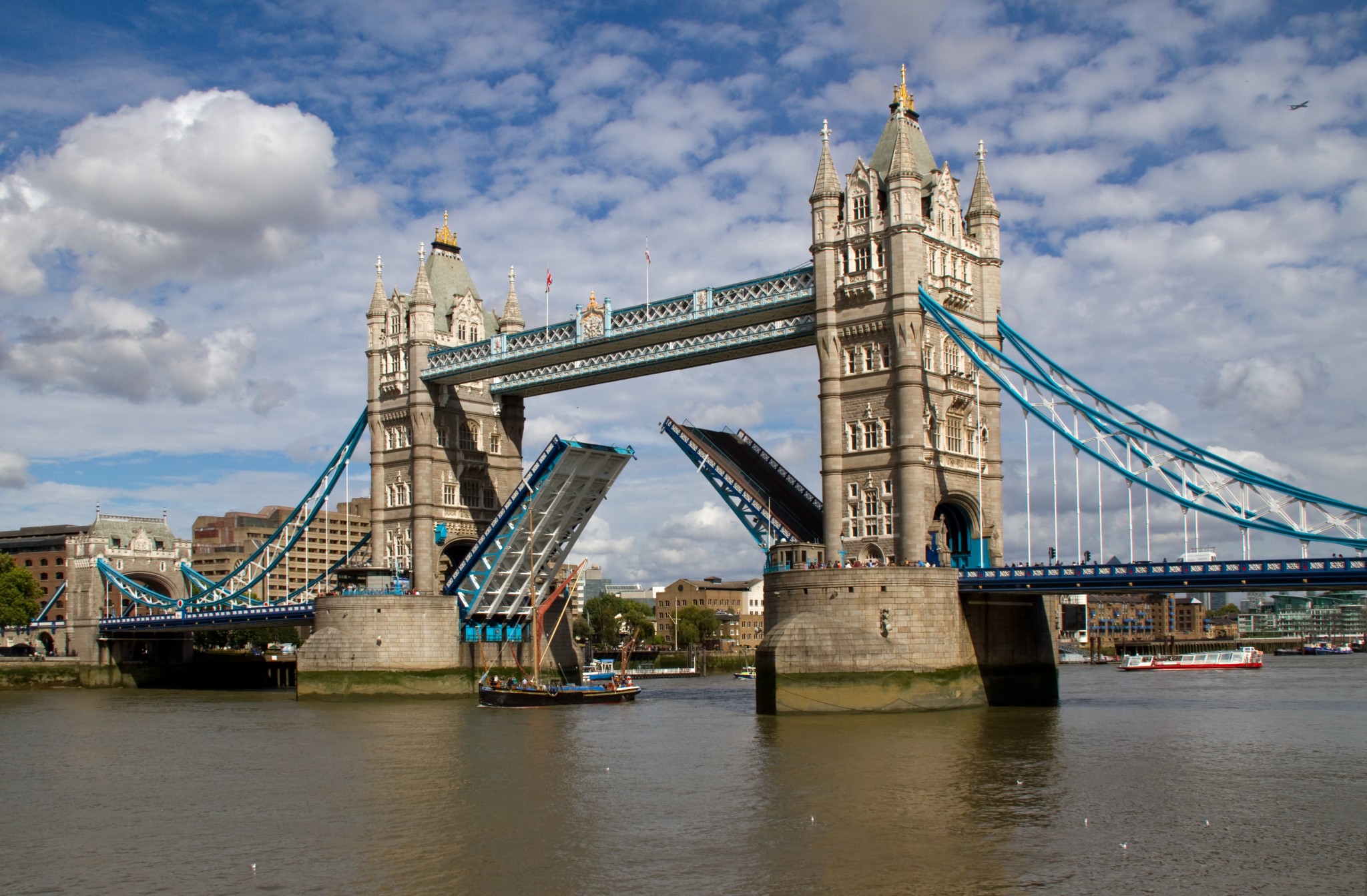 Tower Bridge Closure